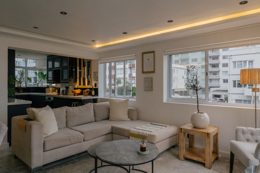 To Let 2 Bedroom Property for Rent in Sea Point Western Cape